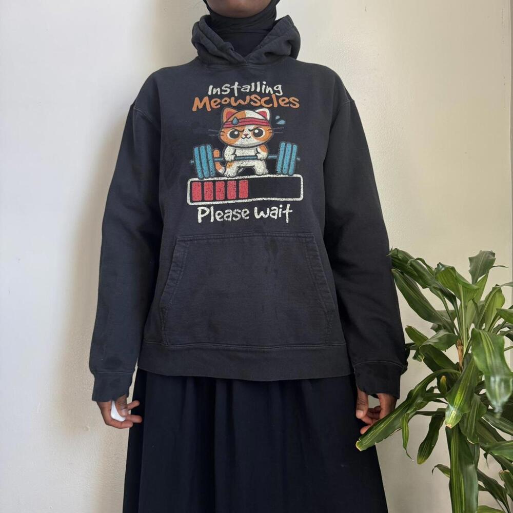 Cozy oversized "Installing Meowscles" Gaming Hoodie‎ size XL
